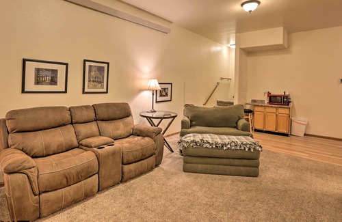 Idaho Springs Cabina | Bright Idaho Springs Cabin w/ Mountain Views!