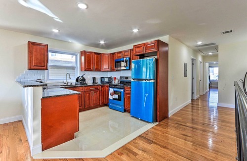 Irvington Casa | Bright Irvington Home ~ 2 Mi to Prudential Center!
