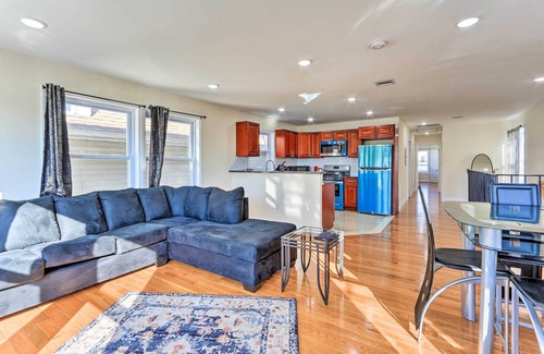 Irvington Casa | Bright Irvington Home ~ 2 Mi to Prudential Center!