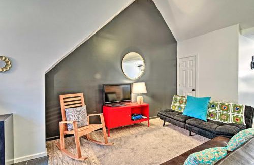 Golden Apartamento | Bright Lakeside Studio - Hike, Fish, and Bike!