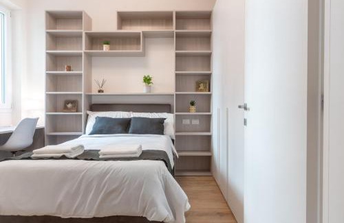 Santa Maria Novella Apartamento | Bright & Modern 4 bedrooms Apartment in Center