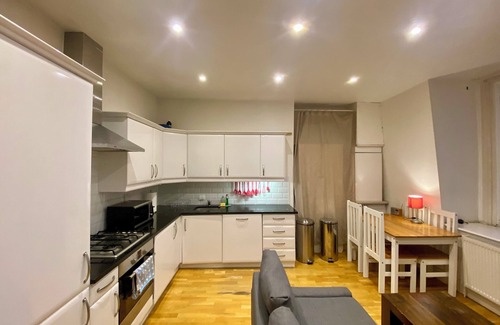 Coldharbour Apartamento | Bright, Modern and Spacious Flat in Brixton w/easy access to Central London