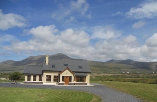 Ballydavid Casa | Brillante, Casa Moderna en la península de Dingle. Wifi disponible.