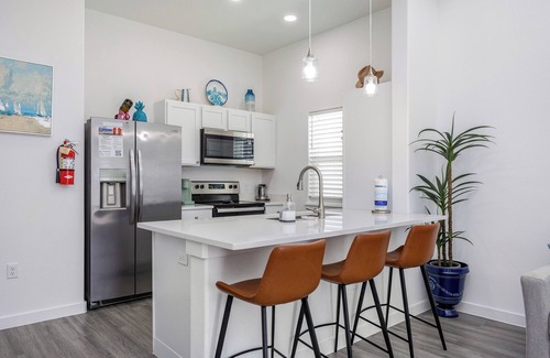 Corpus Christi Casa | Bright & Modern Retreat w/Pool & Pirate ship Playground, Steps from the Beach