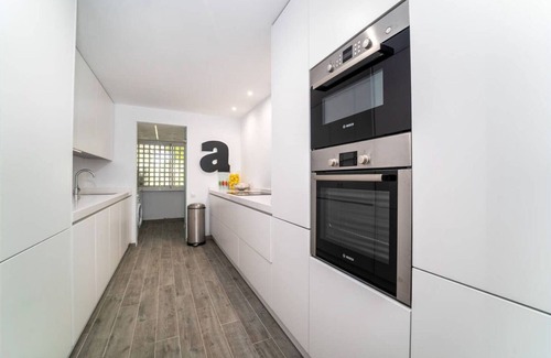 Golden Mile Casa | BRIGHT NEW APARTMENT IN PUENTE ROMANO