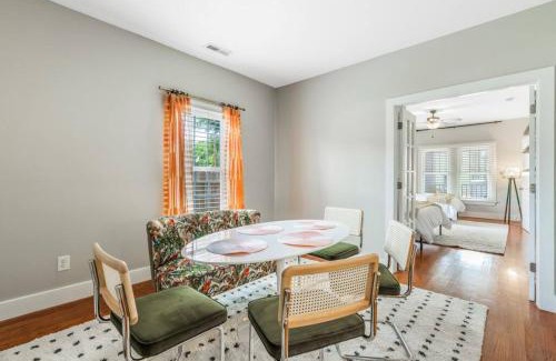 Downtown Casa | Bright + New - Fire Pit - Hammock - 3 bd