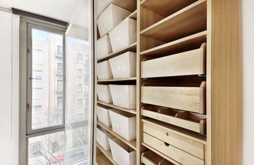 Hell's Kitchen Apartamento | Brillante, nuevo estudio de lujo de Exec