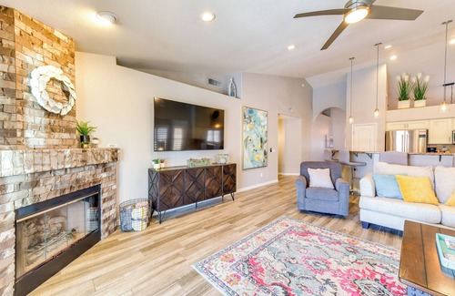 Paradise Valley Village Cabaña | Bright North Phoenix Home w/ Private Yard + Pool!