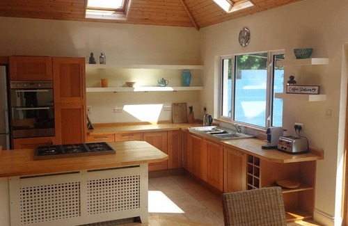 Dundrum Casa | Bright, Open, Airy Living in Dublin 14