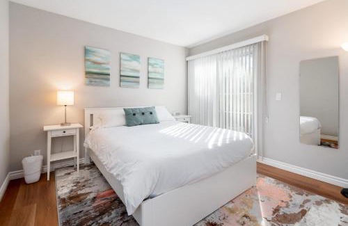 Shoreline West Casa | Bright Quiet Comfy 1BR Cottage in Mountain View