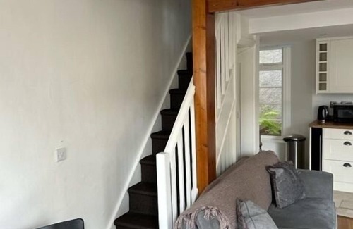 Clifton Apartamento | Bright & Quirky 3BD Home - Wellington Terrace!