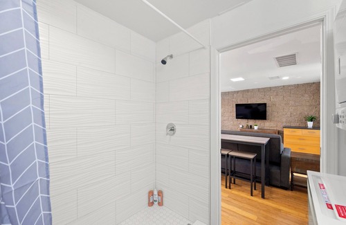 Cortez Hill Apartamento | Bright Remodeled 2 queen beds Studio Close Little Italy