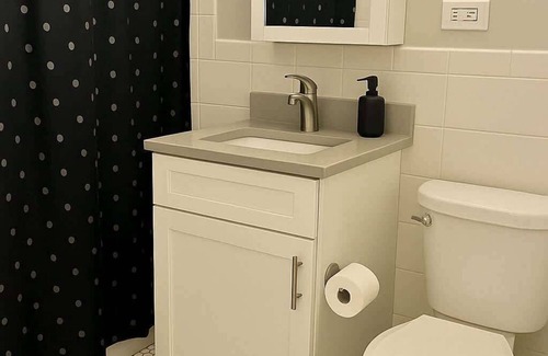 Hyde Park Apartamento | Bright & Spacious 2BR– Prime Hyde Park Location