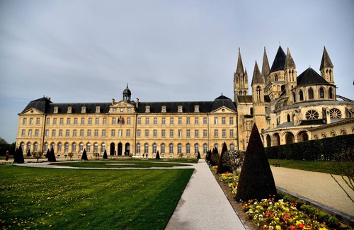 Caen City Centre Apartamento | Bright, spacious apartment in town center
