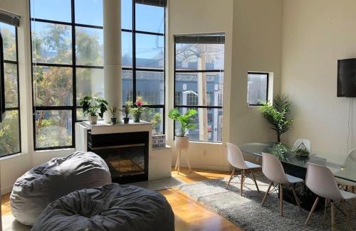 Lower Haight Apartamento | Bright Spacious & Comfortable Hayes Valley Condo