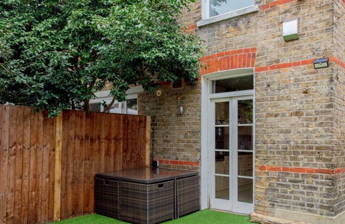 Earlsfield Casa | 5 Bedroom Family Home Near Wimbledon