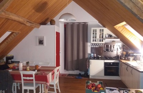 Gedre Casa | GRANERO ESPACIOSO Y BRILLANTE