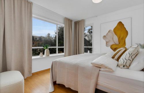 Laugardalur Casa | Bright & Spacious Stay for Families and Friends