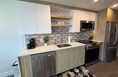 Downtown Halifax Apartamento | Bright, spotless and Modern 1 Bedroom downtown Halifax.