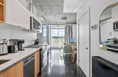 Connaught Apartamento | Bright Studio | Mins to Saddledome | Skyline Views