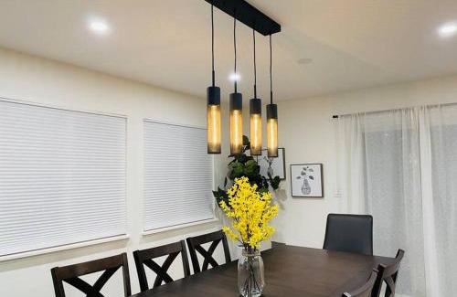Canoga Park Casa | Bright, Stylish 4BD Modern House with Private Pool