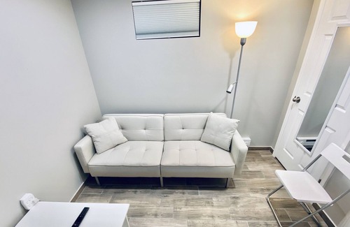 Haledon Apartamento | Bright, Stylish & Cozy 2Bed Unit w/Backyard & Grill Close To New York City!