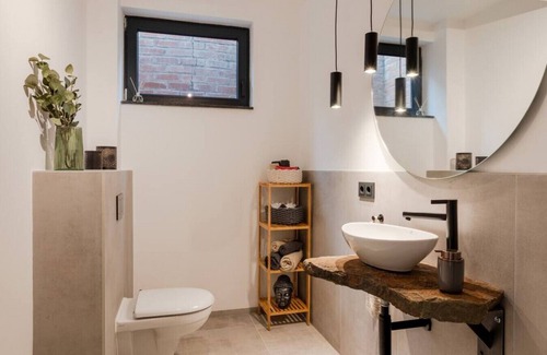 Gerolstein Apartamento | Bright Suite I Sauna I TV I Kitchen