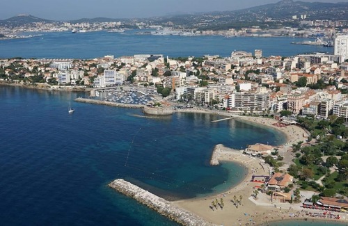 Toulon Apartamento | Bright T3 apartment with 10 m2 terrace