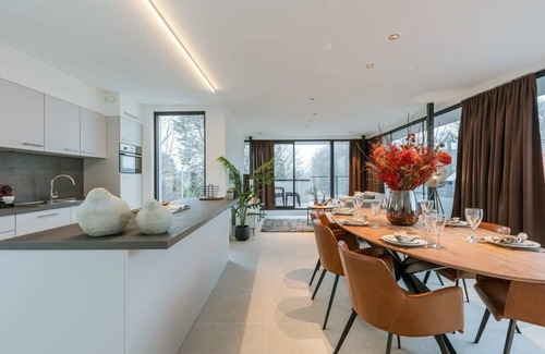 Loppem Apartamento | Bright Two-Bedroom Apartment in Zedelgem