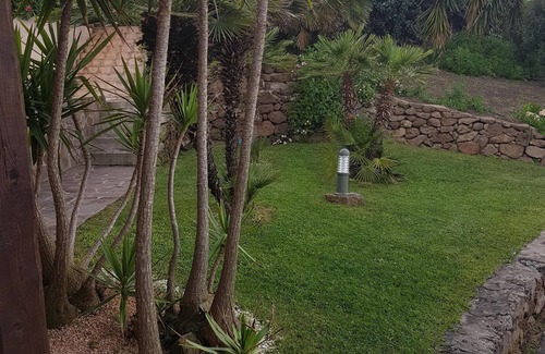 Terrabianca Villa | Villa luminosa con piscina privada, rodeada de césped y vistas al mar