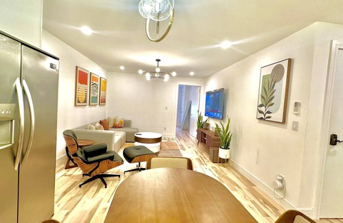 Crown Heights Apartamento | Bright, warm, luxe hideaway”w” private backyard