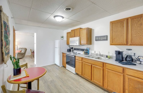 Yankton Apartamento | Bright Yankton Apartment Near Meridian Bridge