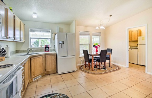 Fortuna Foothills Cabaña | Bright Yuma Home w/ Spacious Yard & Patio!