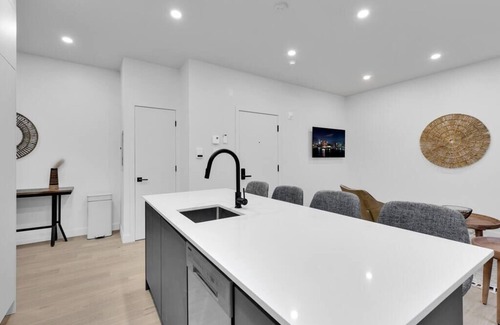 Southwest Condominio | Bright & Zen 1 bedroom, AAA location, sleep 4