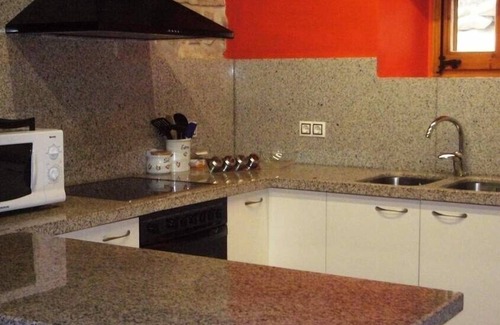 Calaf Villa | Brilliant, Catalan Holiday Home w/ Private Pool - 5 bedrooms, 5 bathrooms