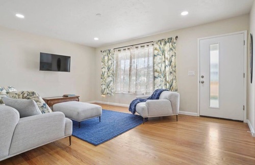 Imperial Beach Casa | Brilliant, tranquil 3 bed in Imperial Beach!