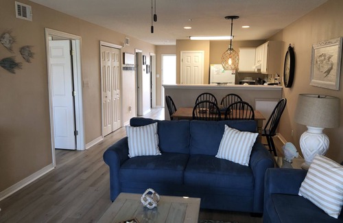 Miramar Beach Condominio | Se admiten mascotas, condominio de 2 dormitorios / 2 baños con acceso a playa privada, Destin, FL