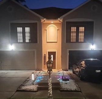 MacGregor Casa | Bring the Crew! 4BR Luxe Pad, Backyard Magic & City at Your Door