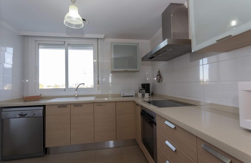 Denia Apartamento | Brisas C8, ático, 3 dormitorios, playa a 50m, by Bookindenia
