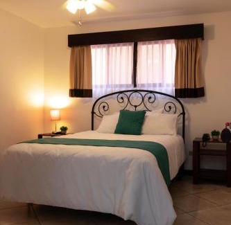 Ciudad Cariari Cama Y Desayuno | Brisas del Aeropuerto Airport Breezes inn