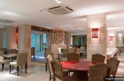 Brasilia Condominio | BRISAS DO LAGO - Perfectly located near major government agencies and embassies.