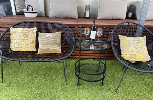 Rochedale South Casa | Brisbane Palm Springs - FAST WIFI - Resort style pool - Pet Friendly