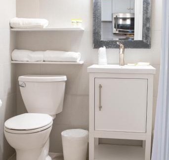 Wildwood Crest Hotel | Bristol Plaza Motel