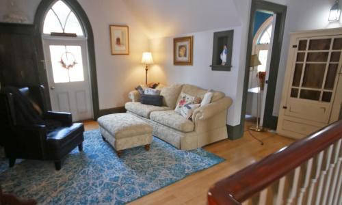 Elmira Cama Y Desayuno | Bristow's Inn 1860 Historic Victorian Home