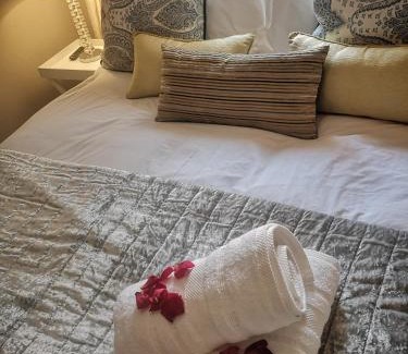Greater Johannesburg Metropolitan Area Apartamento | Bristow Self Catering Unit with Back Up Power and Free Wi- Fi
