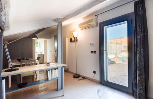 Rione XVIII Castro Pretorio Apartamento | British Embassy Terrace Apartment
