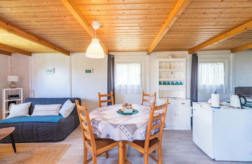 Trebeurden Chalet De Esquí | Brittany, Cote de Granit Rose, Chalet with sea view, feet in the water