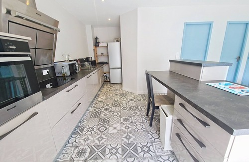 Morlaix Apartamento | BRITTANY Duplex in wind-sheltered valley near the sea pets welcome