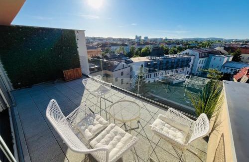 Brno-stred Apartamento | Brno City Center Apartment with parking and a big terrace