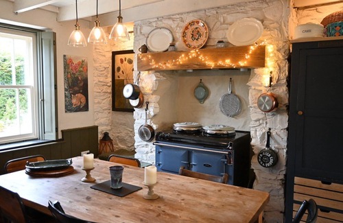Moylegrove Cabaña | Bro Deg – Your Cosy Cottage Getaway in Moylegrove
